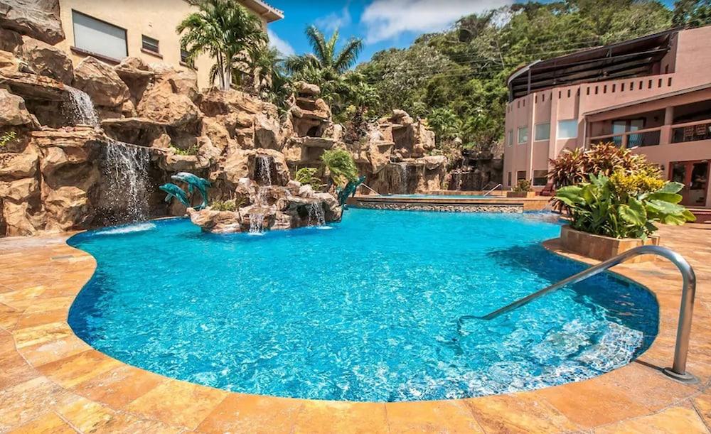 Clarion Suites Roatan At Pineapple Villas French Harbour Exterior foto