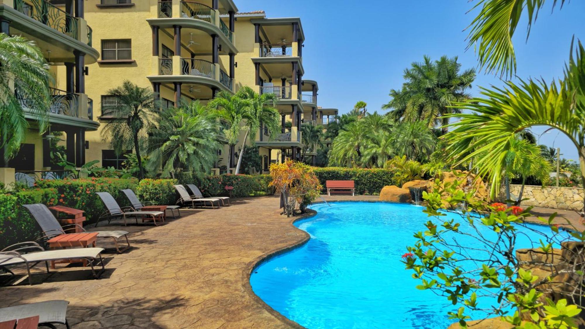 Clarion Suites Roatan At Pineapple Villas French Harbour Exterior foto
